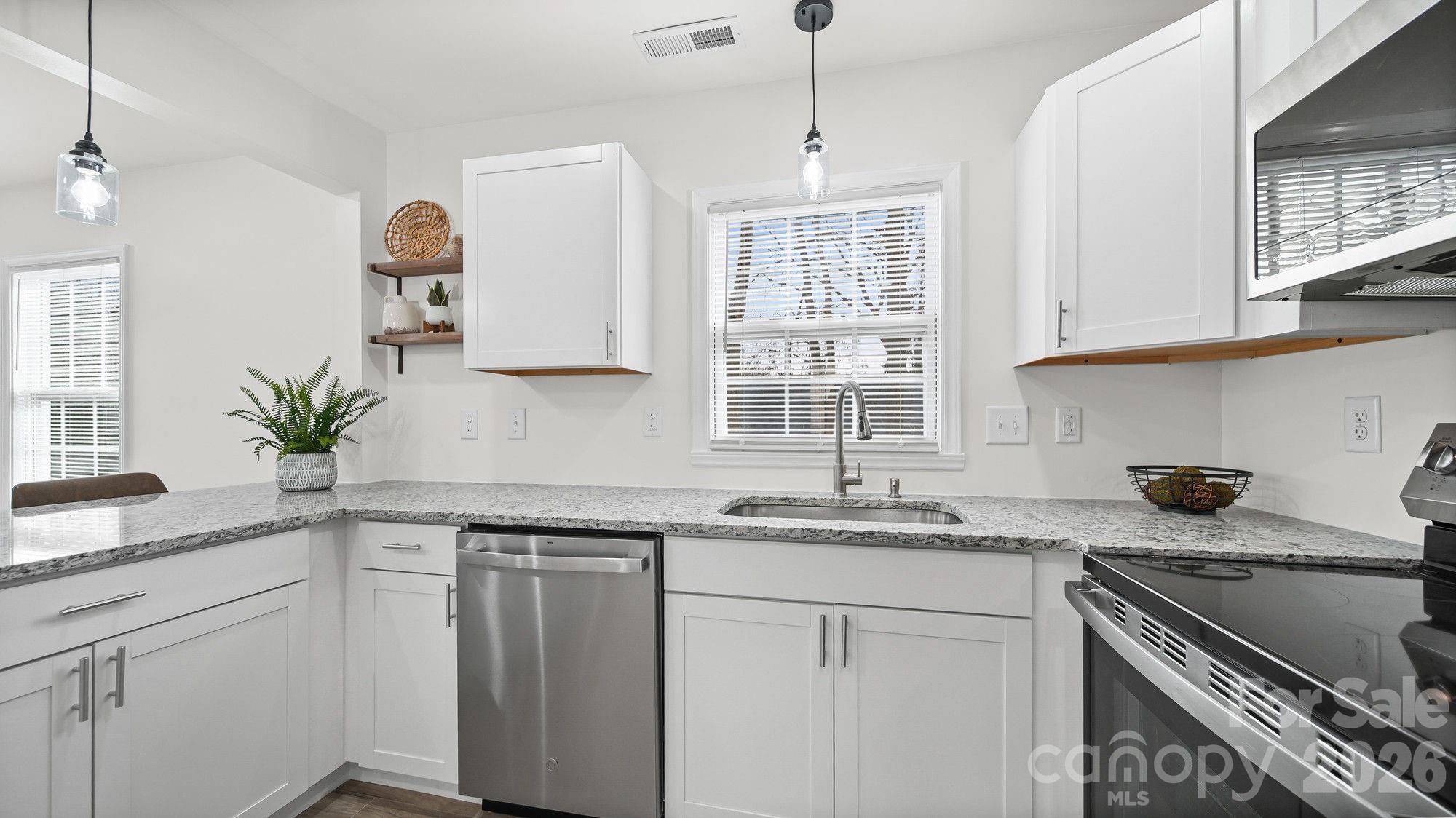 519 Finley Road Rock Hill, SC 29730 - Photo 9 of 21