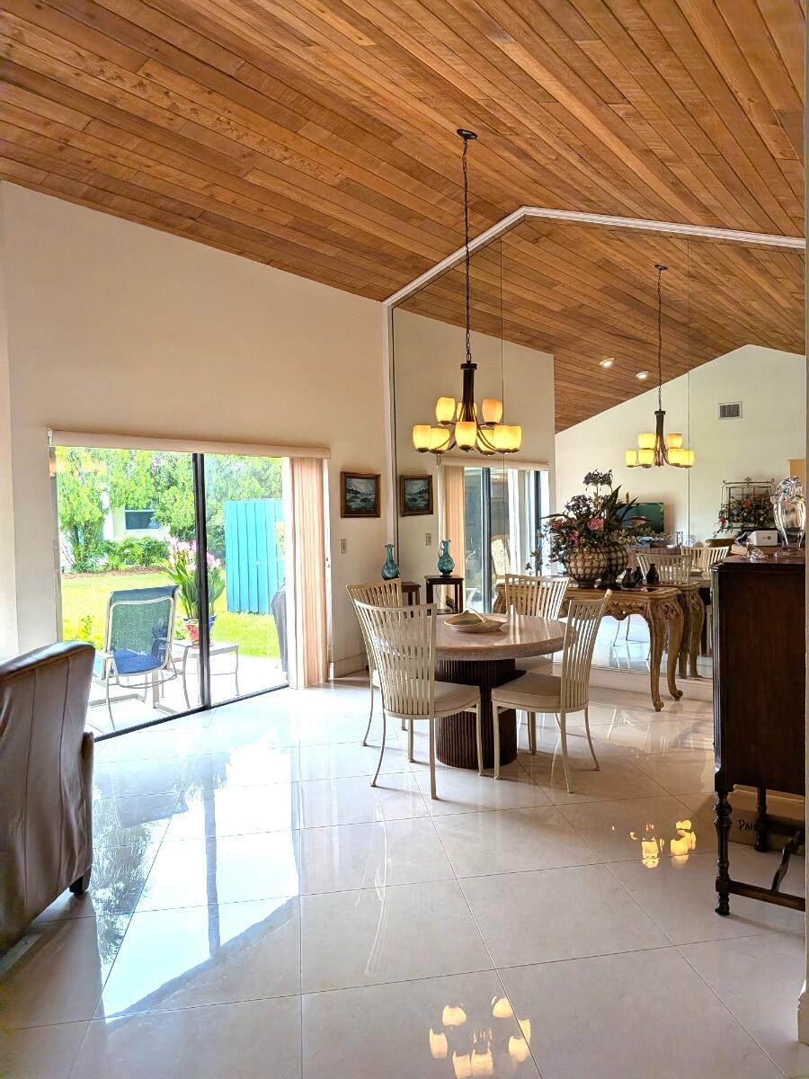 20852 Vía Madeira Boca Raton, FL 33433 - Photo 11 of 24 8780