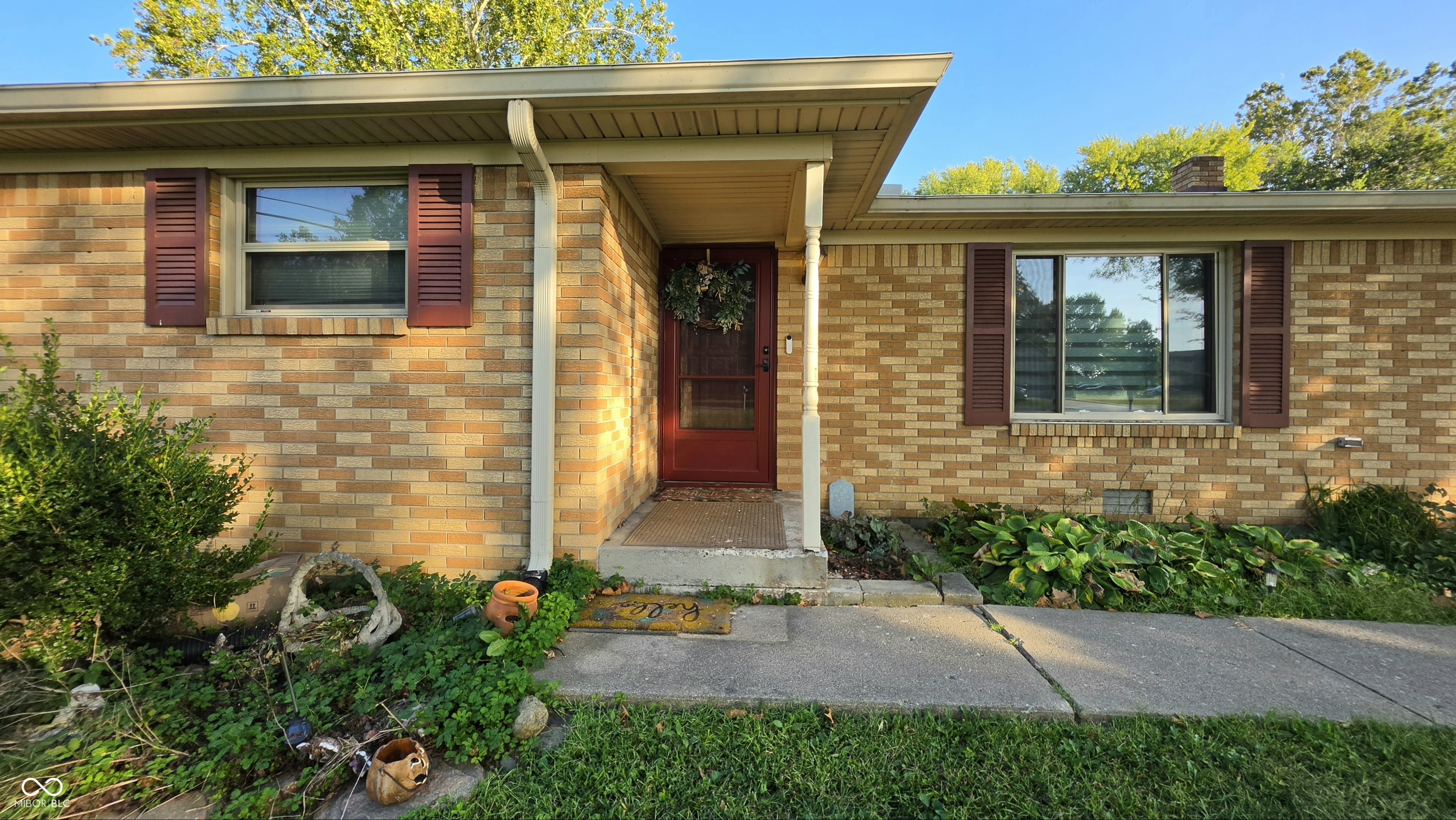 4231 Solun Road Indianapolis, IN 46221 - Photo 4 of 40 Gallery Image 4