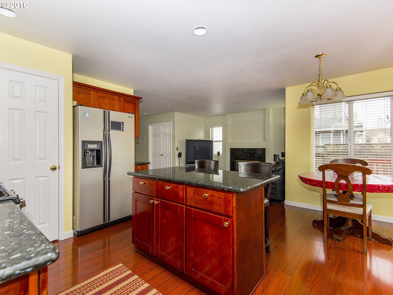 16051 Northwest Rondos Drive Portland, OR 97229 - Photo 8 of 15 Gallery Image 8