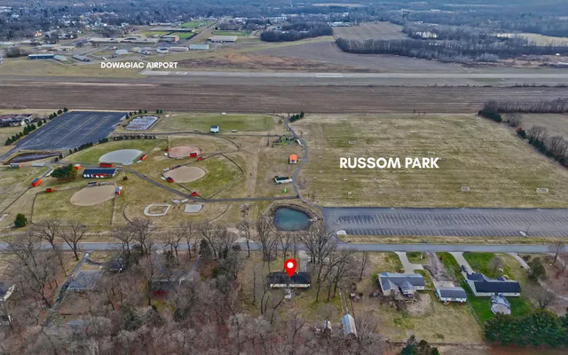 $329,900 | 28902 Yaw Street, Dowagiac, MI 49047