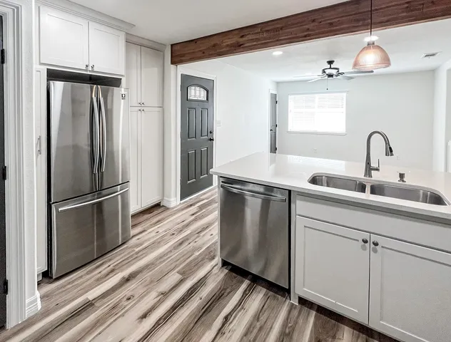 $1,175 | 2001 Farm To Market Road 356, Unit 8, Onalaska, TX 77360