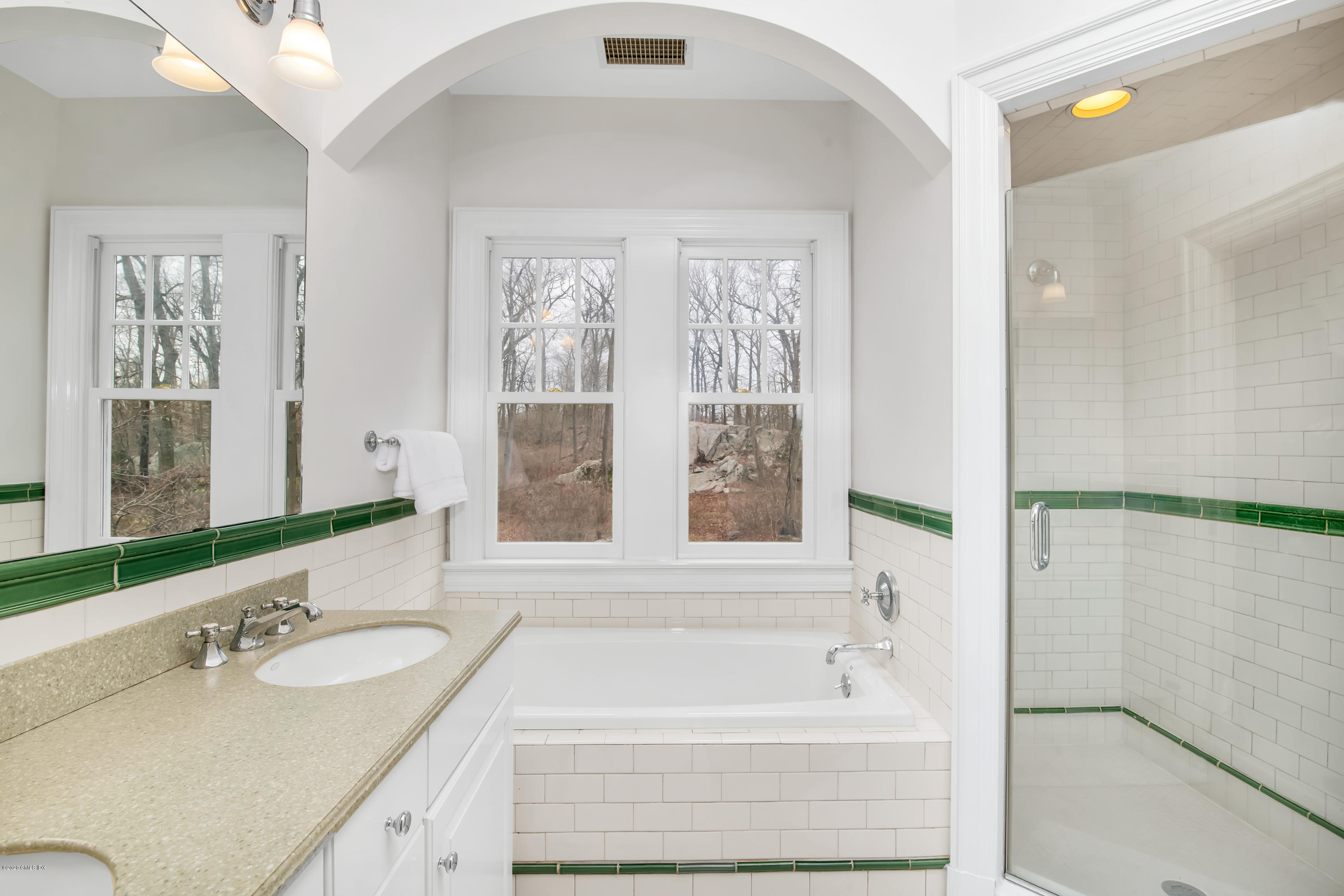 47 Hillside Road Greenwich, CT 06830 - Photo 17 of 28 47 Hillside_1DC9325