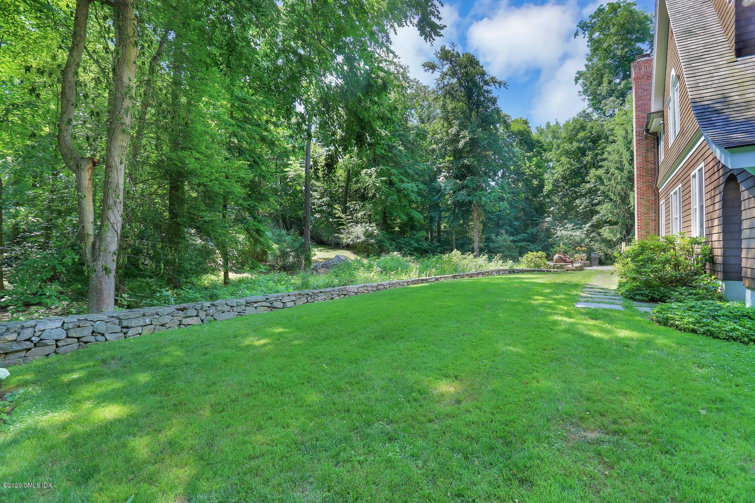 47 Hillside Road Greenwich, CT 06830 - Photo 23 of 28 47 Hillside Rd Greenwich CT-large-010-01