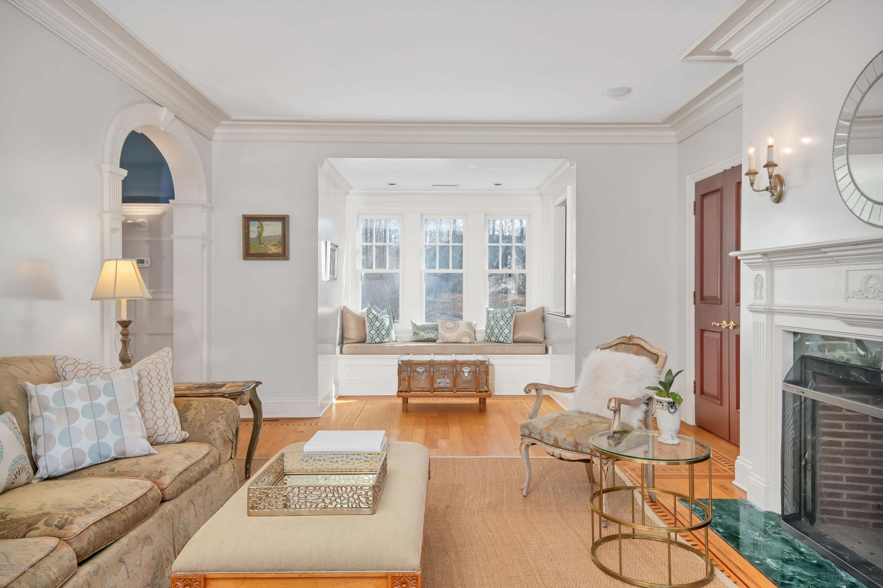 47 Hillside Road Greenwich, CT 06830 - Photo 4 of 28 47 Hillside_1DC9365