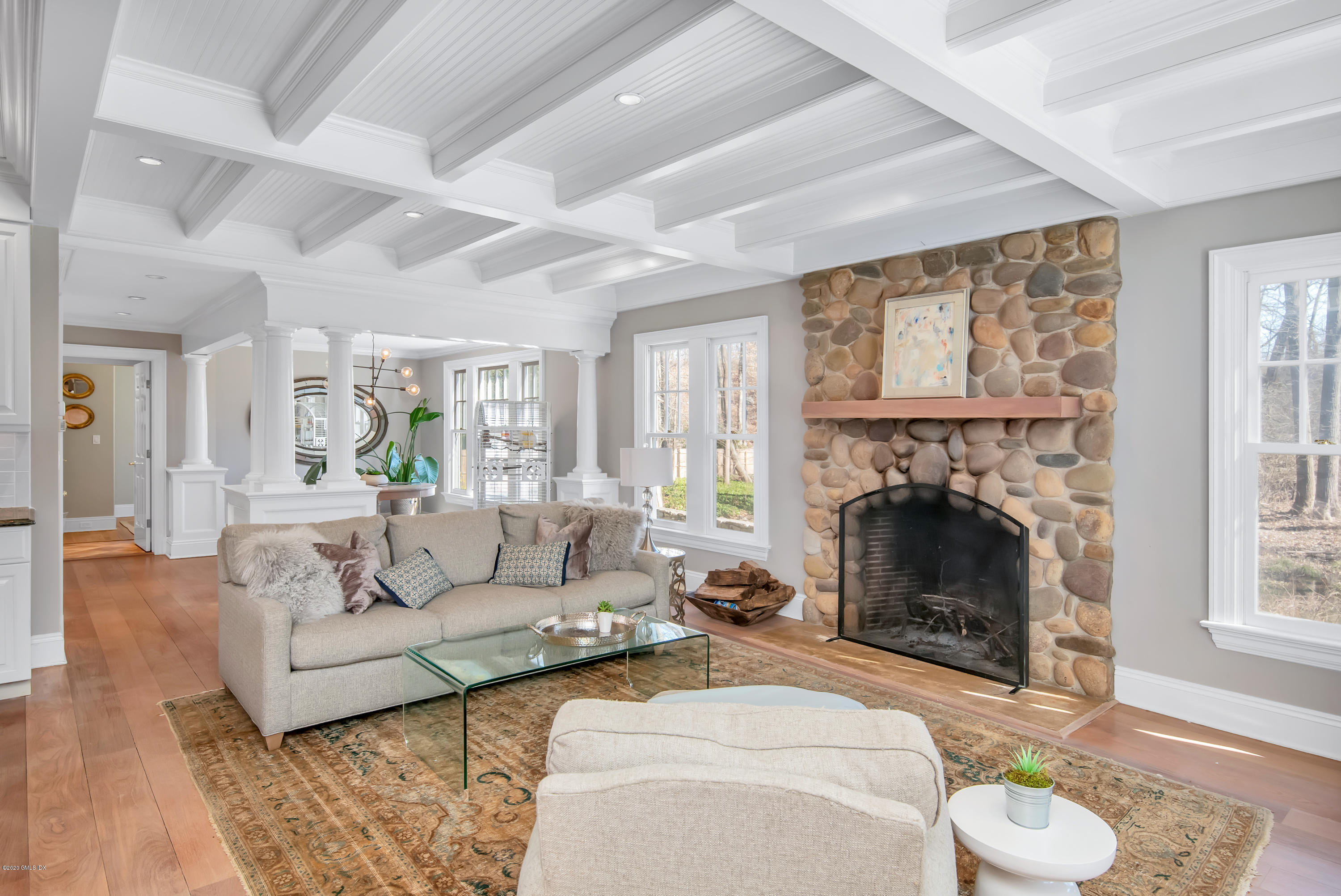 47 Hillside Road Greenwich, CT 06830 - Photo 10 of 28 47 Hillside_1DC9485