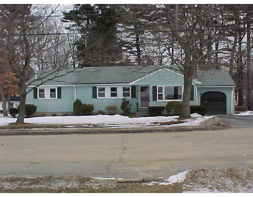 6 Temple Road Lynnfield, MA 01940 - Photo 1 of 1 Gallery Image 1