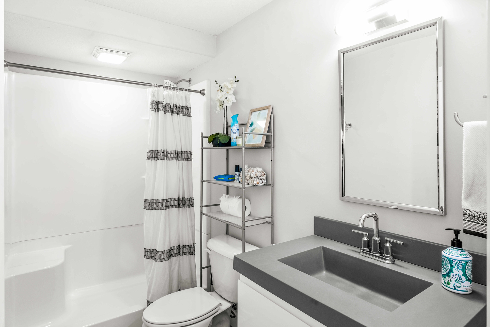 1402 River Landing Street Normal, IL 61761 - Photo 25 of 36 a bathroom with a sink toilet and shower