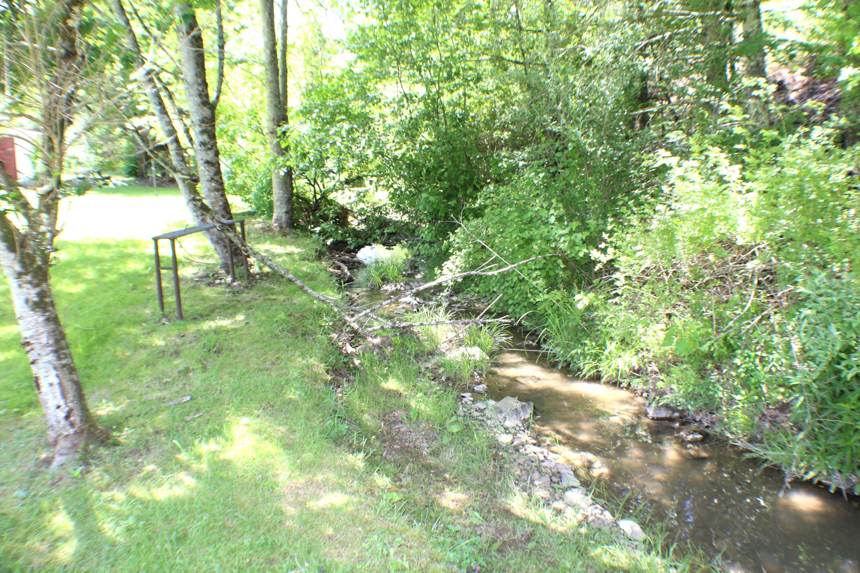 11923 Frost Road Dunmore, WV 24934 - Photo 7 of 29 Gallery Image 7