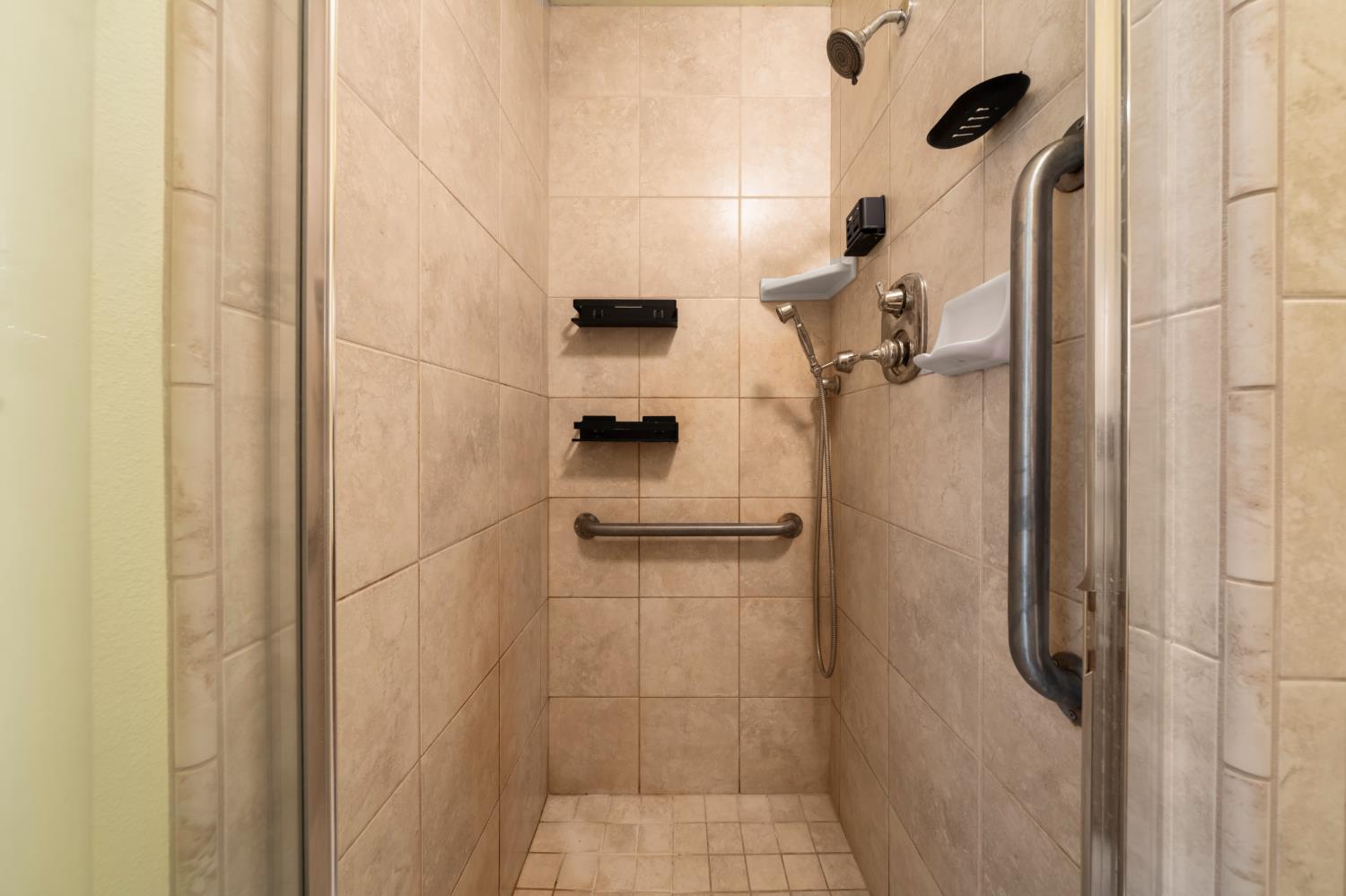 1375 Barry Road Yuba City, CA 95993 - Photo 20 of 39 Gallery Image 20