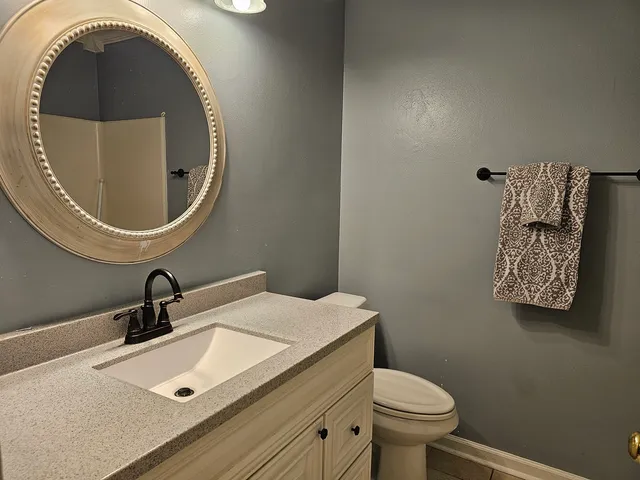 $290,000 | 6834 West Monticello Court, Unit 6834, Gurnee, IL 60031