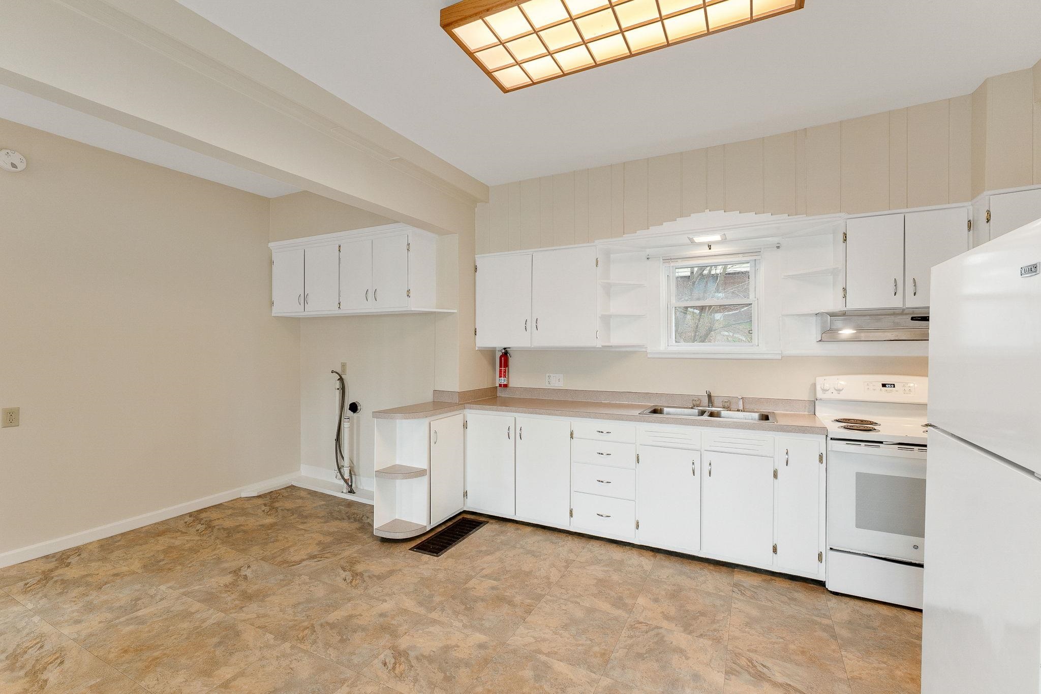 38 Long Street Barre, VT 05641 - Photo 11 of 60