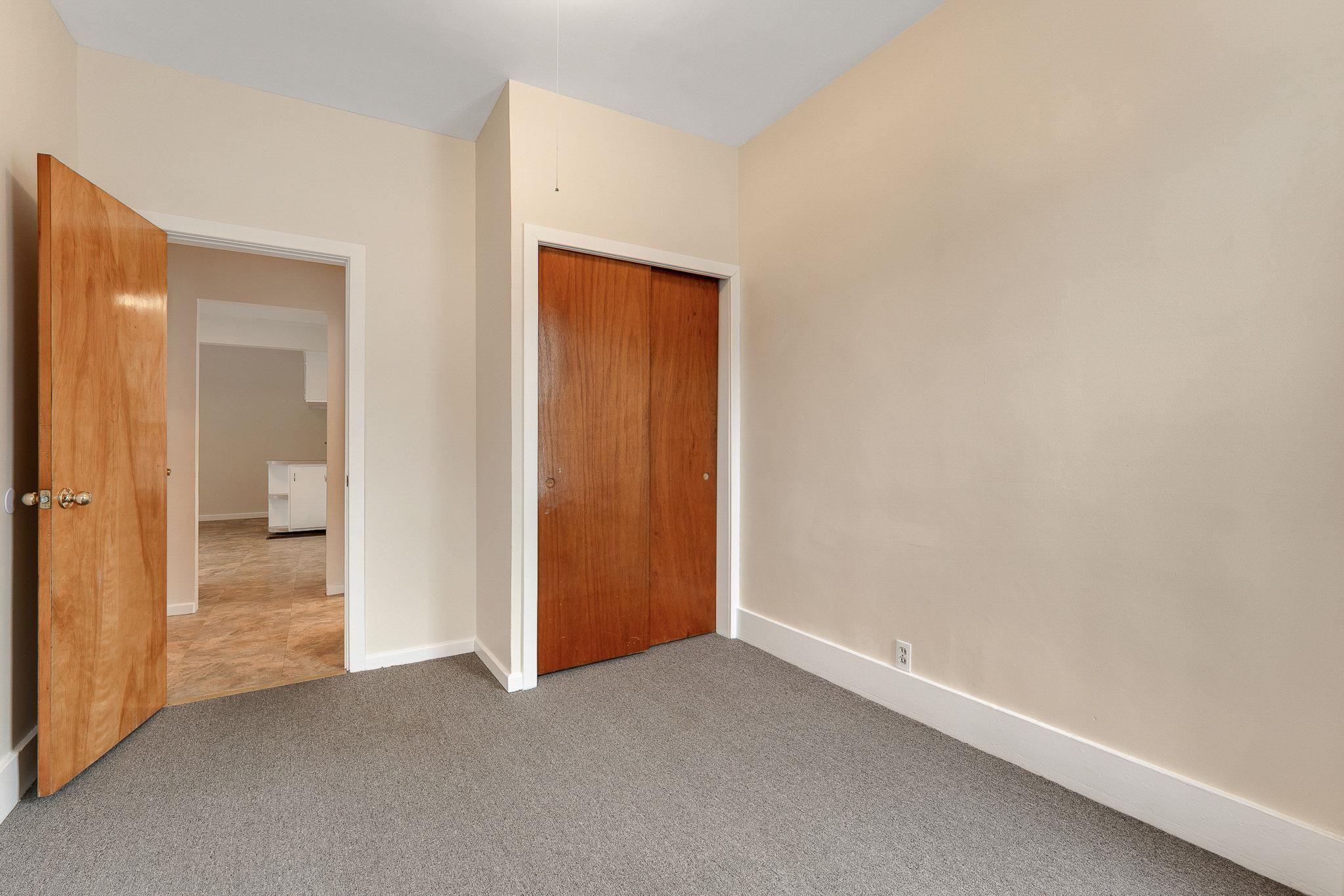 38 Long Street Barre, VT 05641 - Photo 23 of 60