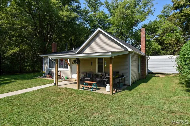 $285,000 | 15275 Shipman Road, Carlinville, IL 62626