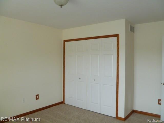 8166 Pinckney Road Pinckney, MI 48169 - Photo 11 of 15 P1030101.jpg