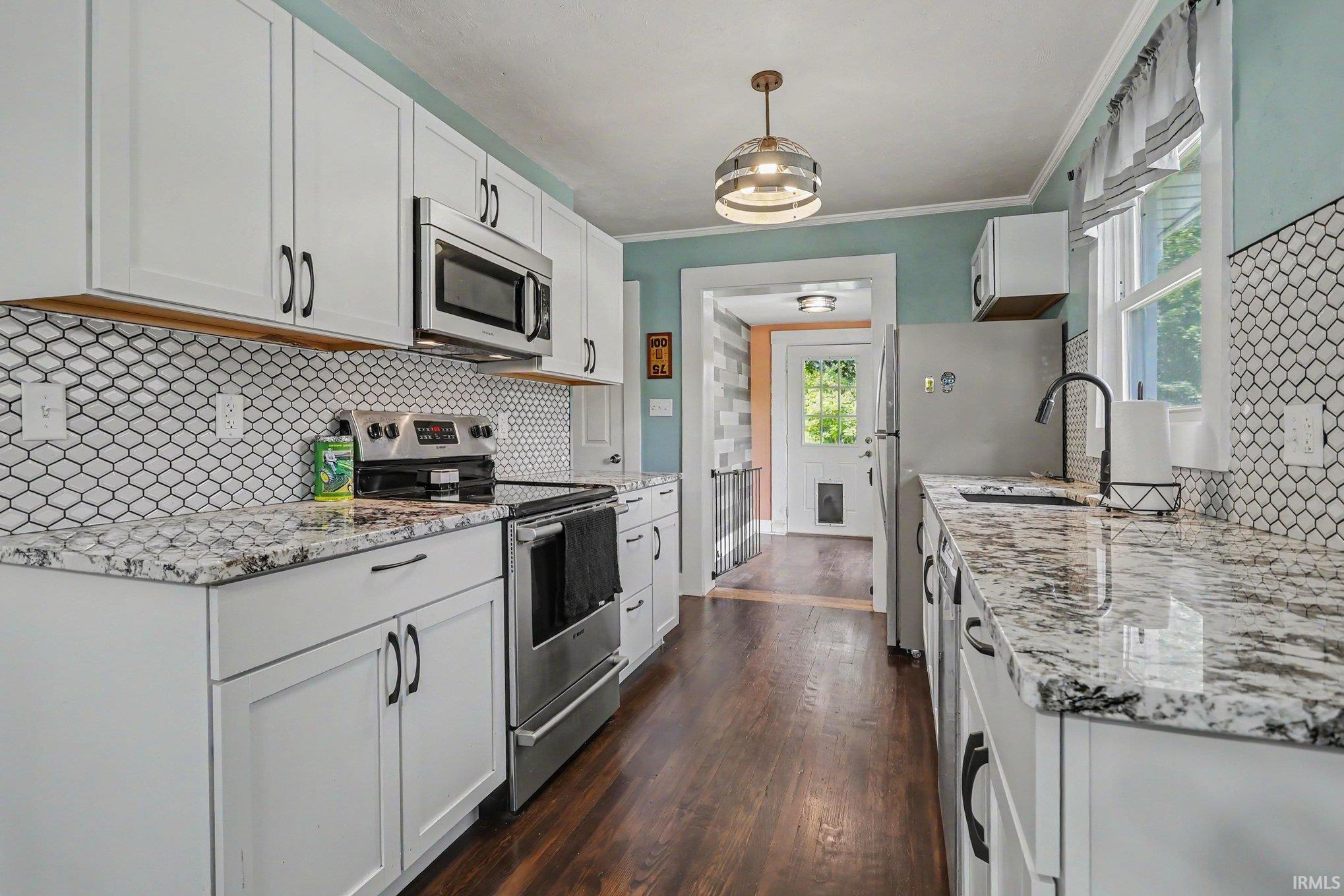 55791 Clover Road Mishawaka, IN 46545 - Photo 6 of 15 Gallery Image 6
