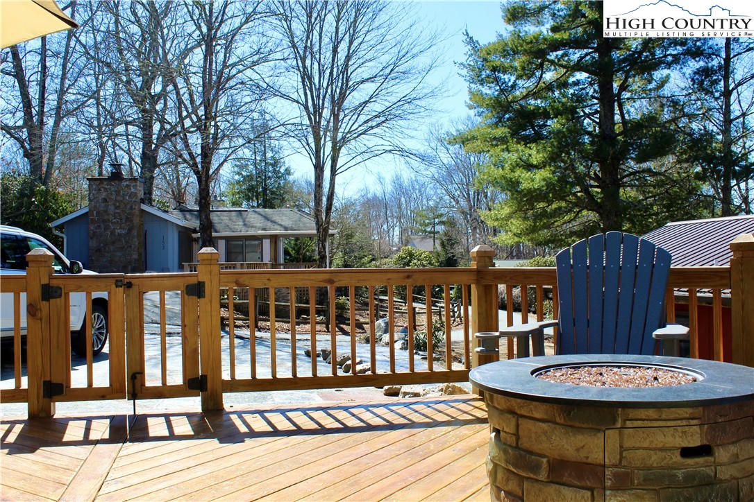 144 Rocky Meadows Road Newland, NC 28657 - Photo 5 of 37 Gallery Image 5