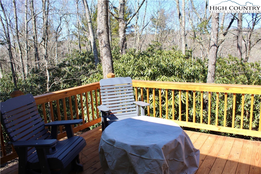 144 Rocky Meadows Road Newland, NC 28657 - Photo 10 of 37 Gallery Image 10