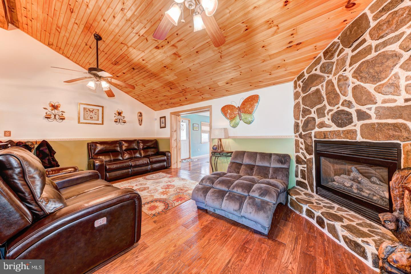 463 Davisville Road Southampton, PA 18966 - Photo 11 of 50 Gallery Image 11
