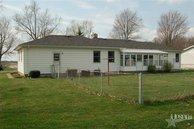 7209 Adams Center Road Fort Wayne, IN 46816 - Photo 2 of 24