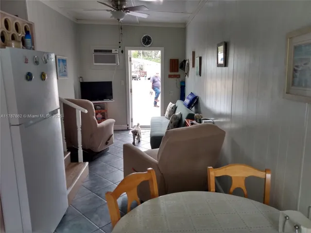 $300,000 | 65821 Overseas Highway, Long Key, FL 33001