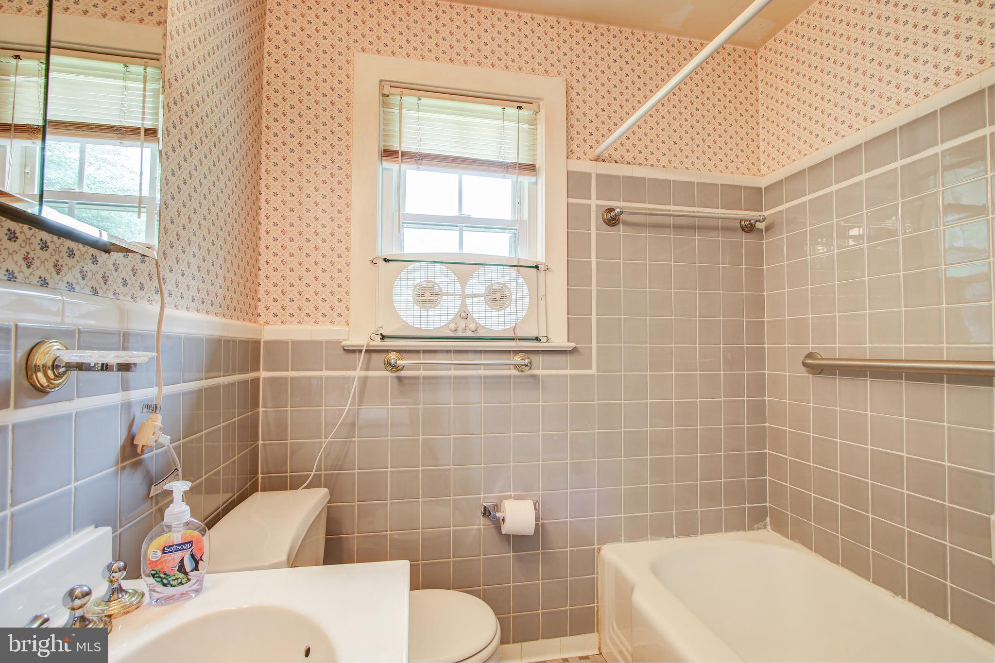 16112 Dorset Road Laurel, MD 20707 - Photo 11 of 33 Gallery Image 11