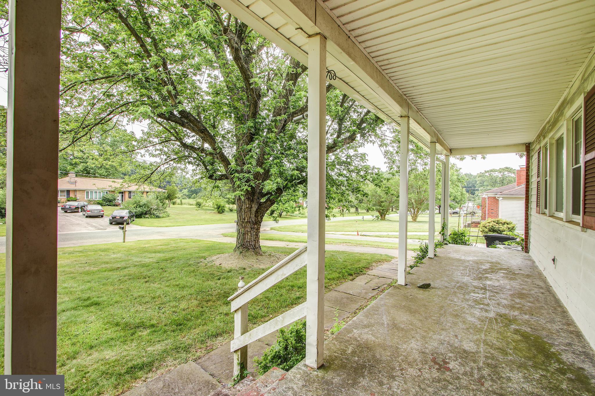16112 Dorset Road Laurel, MD 20707 - Photo 4 of 33 Gallery Image 4