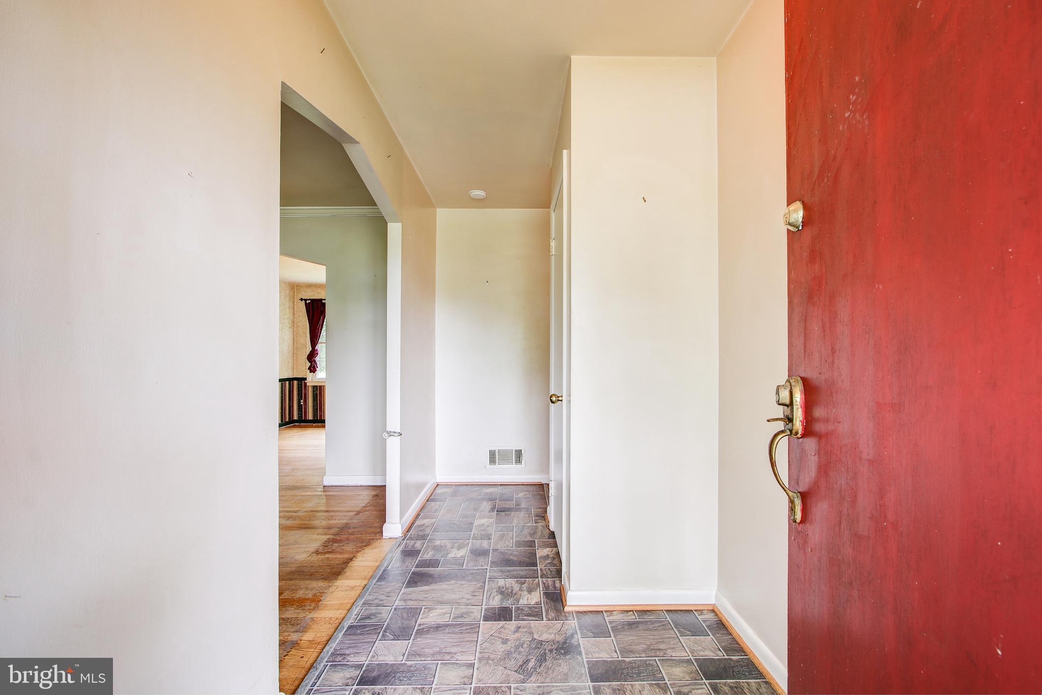 16112 Dorset Road Laurel, MD 20707 - Photo 6 of 33 Gallery Image 6