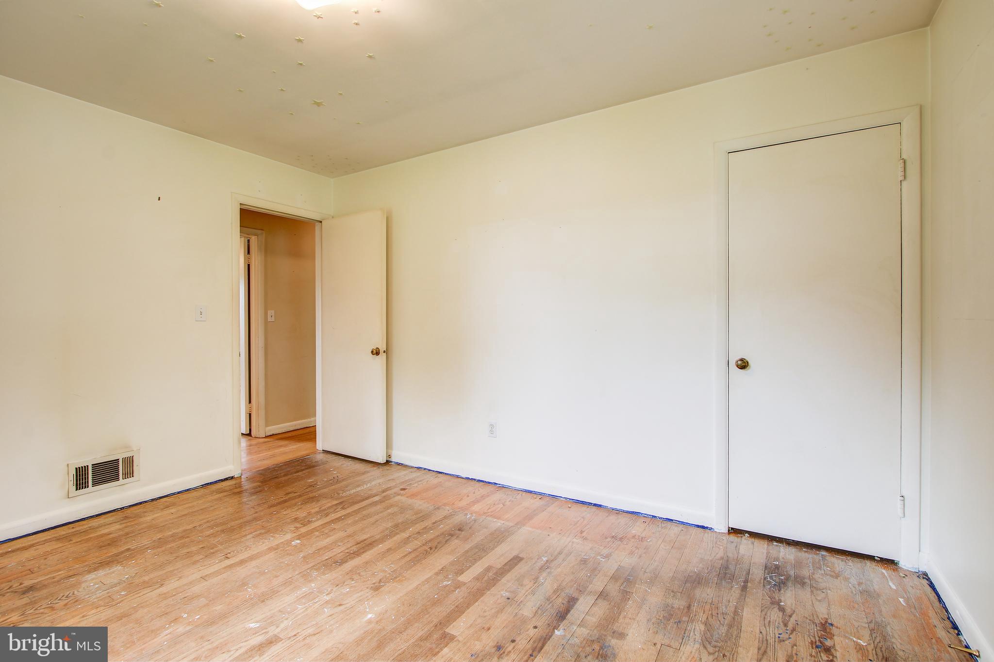 16112 Dorset Road Laurel, MD 20707 - Photo 10 of 33 Gallery Image 10