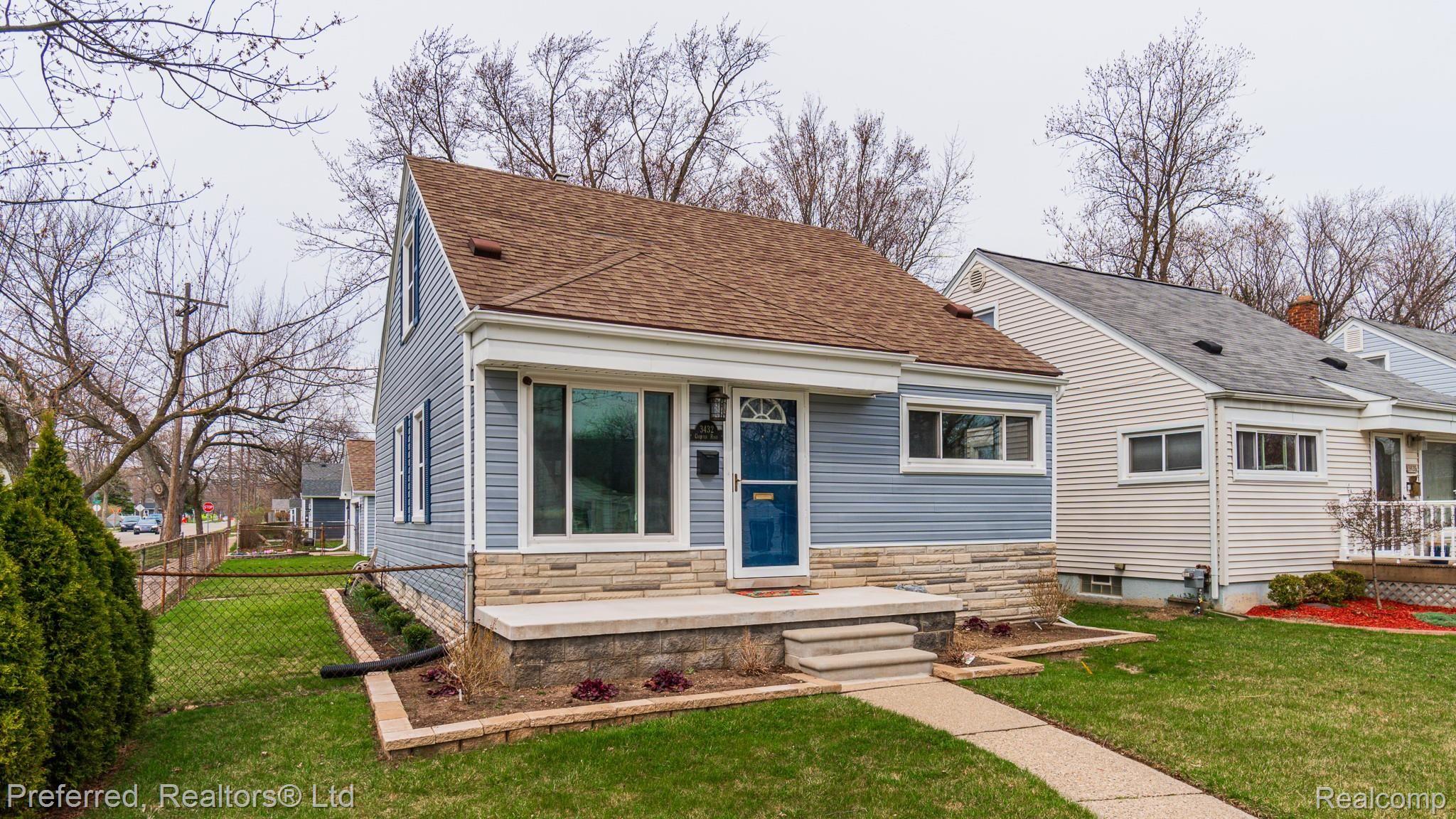 3432 Chester Road Royal Oak, MI 48073 - Photo 3 of 29 Chester-04.jpg