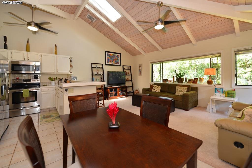 101 Hui Rd F, Unit A2 Lahaina, HI 96761 - Photo 8 of 30 Gallery Image 8