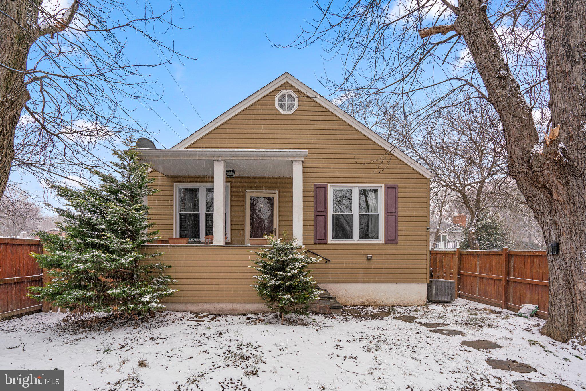652 Queenstown Road Severn, MD 21144 - Photo 1 of 39 Gallery Image 1