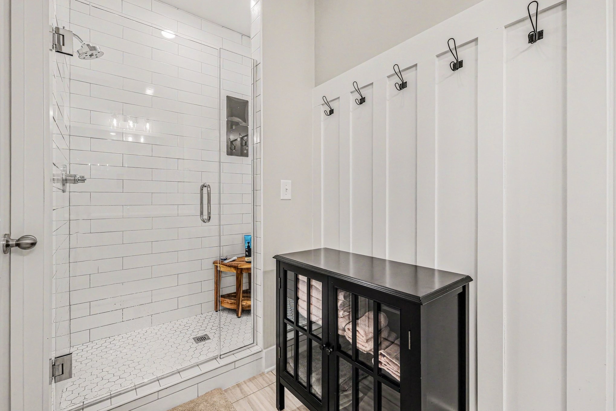 1144 Lock 4 Road, Unit H3 Gallatin, TN 37066 - Photo 16 of 22 a bathroom with a shower and a sink
