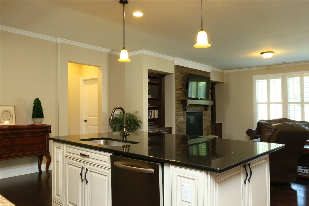 2432 Trenton Park Lane Raleigh, NC 27607 - Photo 6 of 25 Photo 6