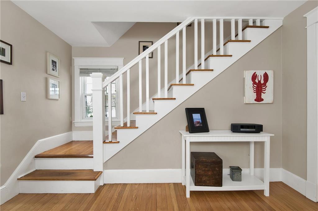 20 Ivie Road Cape Elizabeth, ME 04107 - Photo 17 of 33 Photo