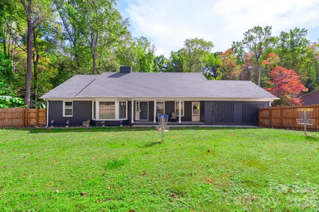 $650,000 | 2221 Glenwood Drive, Gastonia, NC 28054