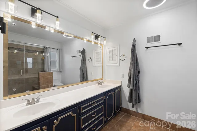 $650,000 | 2221 Glenwood Drive, Gastonia, NC 28054