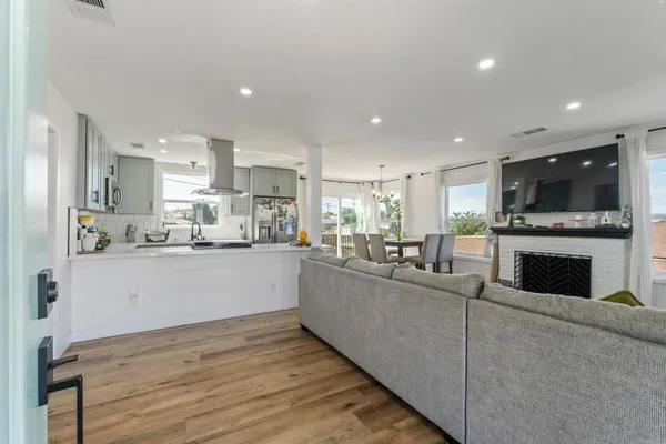 $849,000 | 5535 Churchward Street, San Diego, CA 92114