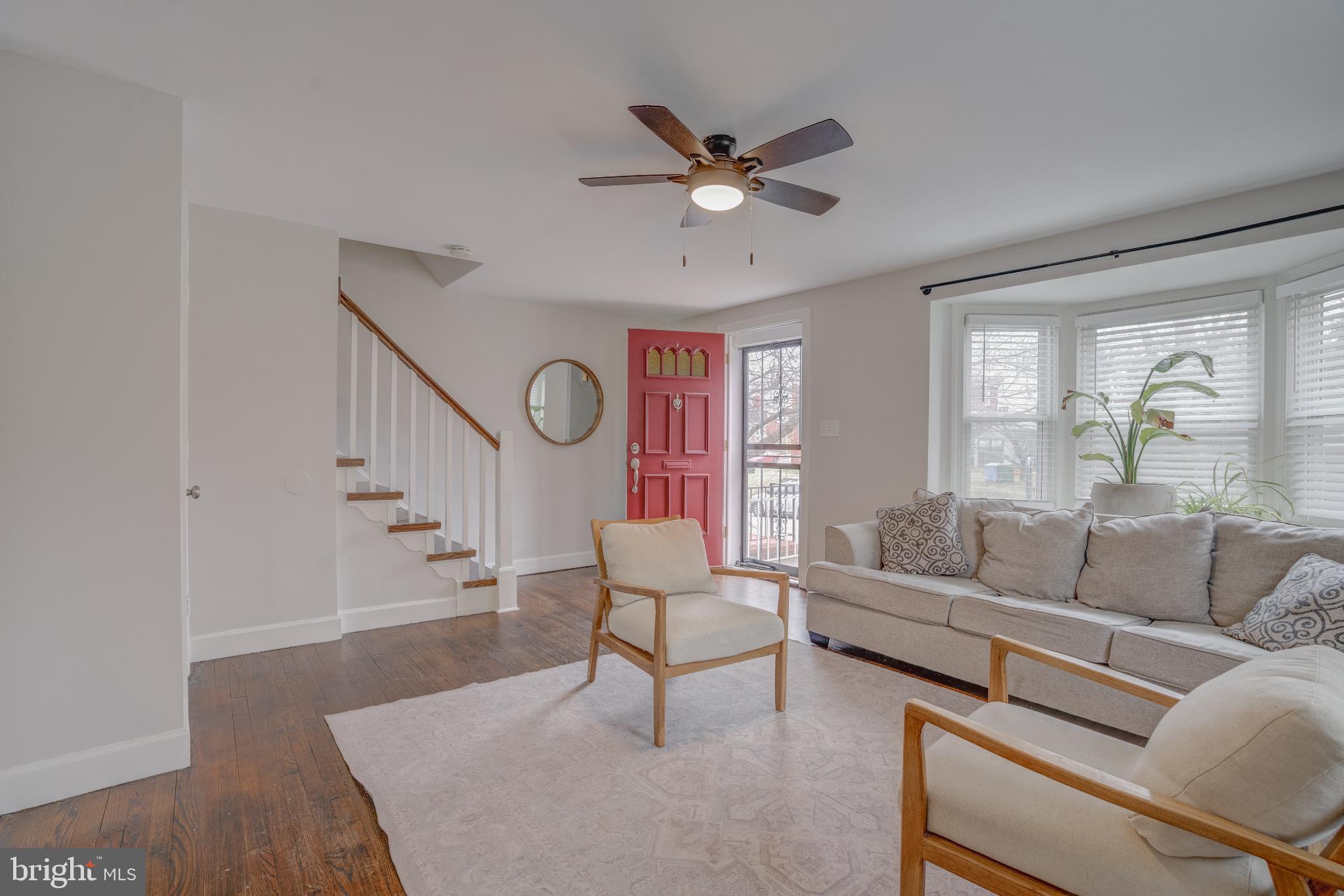 4814 Briarclift Road Baltimore, MD 21229 - Photo 3 of 34 a living room with furniture