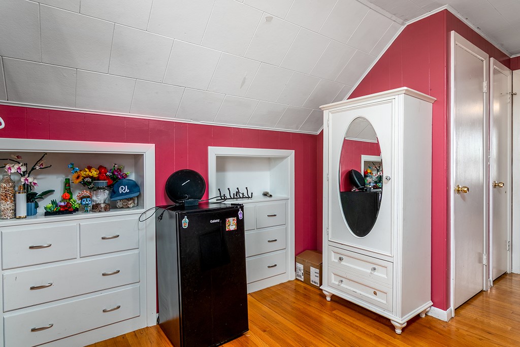28 Spenstone Road Cranston, RI 02910 - Photo 13 of 29 Upstairs Bedroom