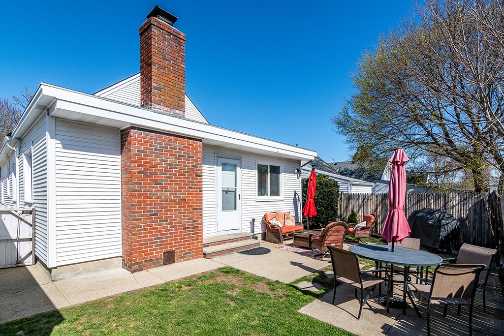 28 Spenstone Road Cranston, RI 02910 - Photo 21 of 29 Back of Home