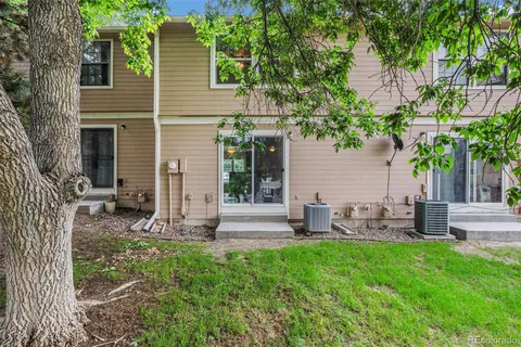 $260,000 | 1534 South Ouray Circle, Unit B, Aurora, CO 80017
