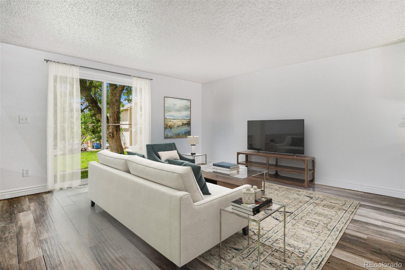 1534 South Ouray Circle, Unit B Aurora, CO 80017 - Photo 4 of 21