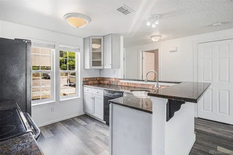 $260,000 | 1534 South Ouray Circle, Unit B, Aurora, CO 80017