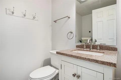 $260,000 | 1534 South Ouray Circle, Unit B, Aurora, CO 80017