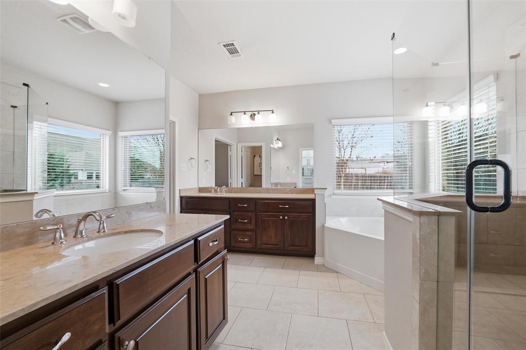 420 Prairie Run Aledo, TX 76008 - Photo 21 of 38