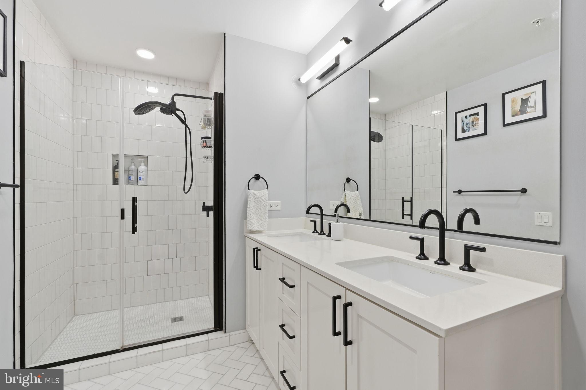 1211 Van Street Southeast, Unit 1313 Washington, DC 20003 - Photo 17 of 22