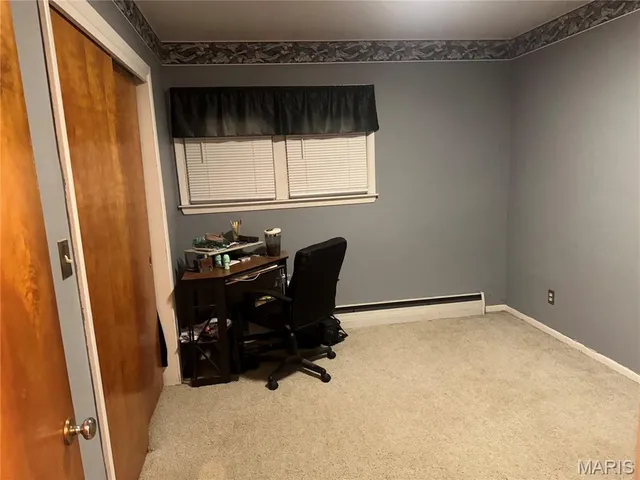 $258,000 | 35 Holiday Drive, Hannibal, MO 63401