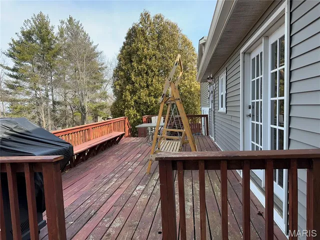 $258,000 | 35 Holiday Drive, Hannibal, MO 63401