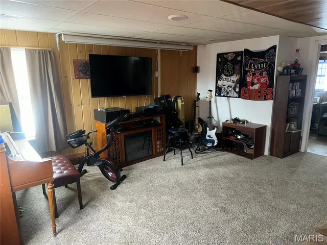 $265,000 | 35 Holiday Drive, Hannibal, MO 63401